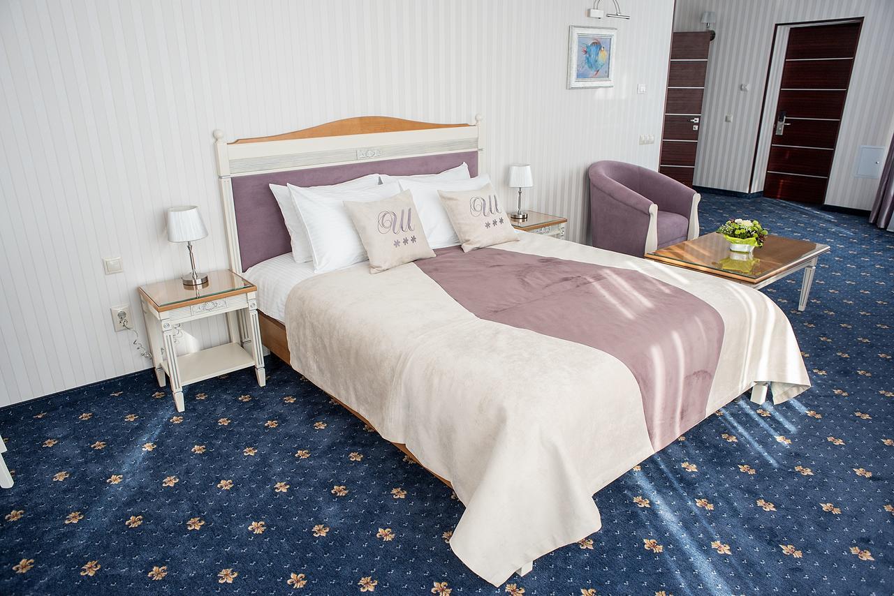 Shato Hotel 3*